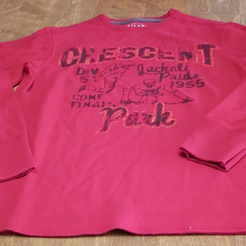 Crescent Red Long Sleeve Kids Tee Arizona Jean Company Boys Size Medium